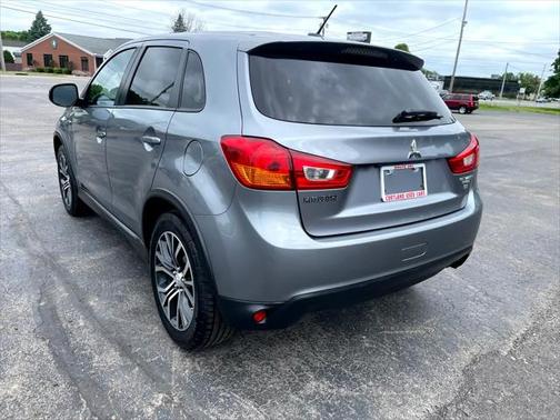 2016 Mitsubishi Outlander Sport 2.4 ES