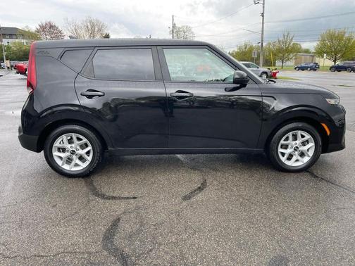 Cherry Black 2020 Kia Soul S
