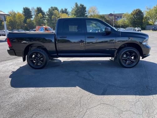 2016 RAM 1500 Tradesman/Express