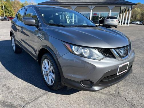 2018 Nissan Rogue Sport S
