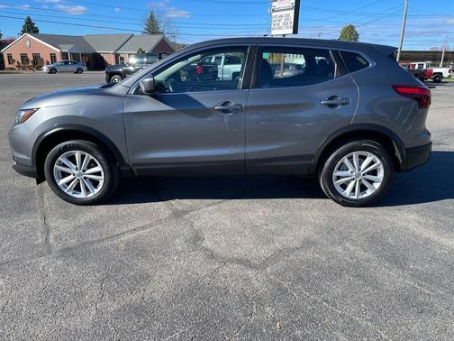 2018 Nissan Rogue Sport S
