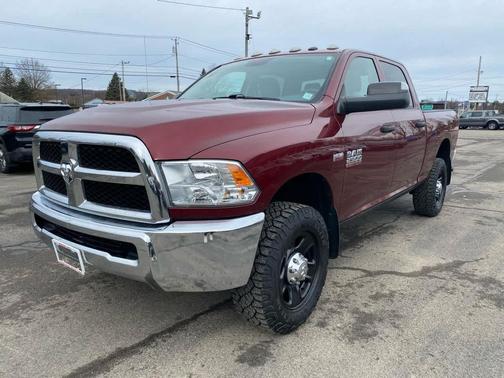 2018 RAM 2500 Tradesman Crew Cab 4x4 6'4' Box