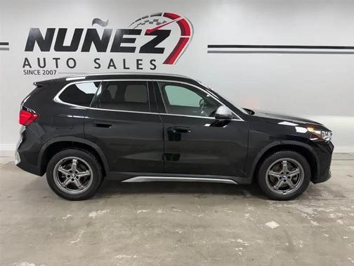BLACK 2024 BMW X1 xDrive28i