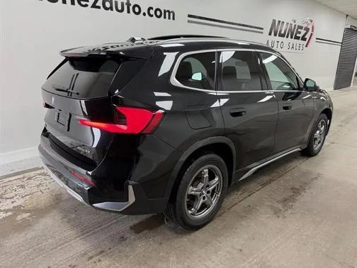 BLACK 2024 BMW X1 xDrive28i