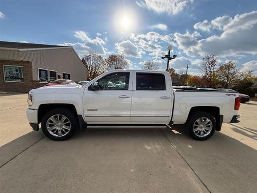2017 Chevrolet Silverado 1500 High Country