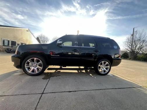 2012 Cadillac Escalade Premium