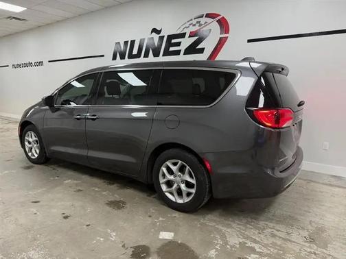 2019 Chrysler Pacifica Touring Plus