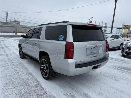 2020 Chevrolet Suburban LT