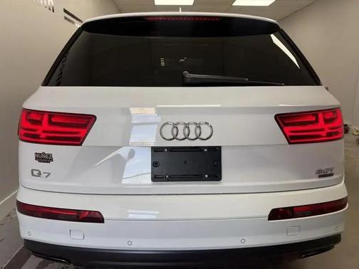 2017 Audi Q7 3.0T Prestige