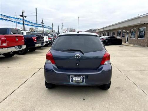 2011 Toyota Yaris Base