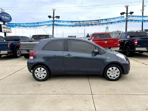 2011 Toyota Yaris Base