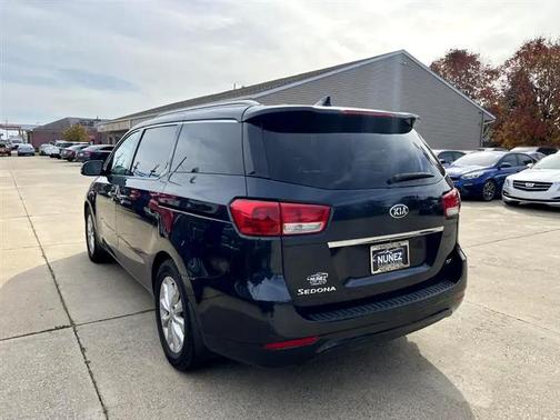 2016 Kia Sedona EX