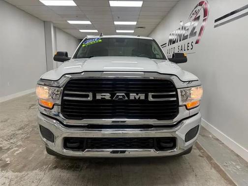 2019 RAM 2500 Big Horn Crew Cab 4x4 6'4' Box