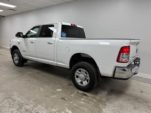 2019 RAM 2500 Big Horn Crew Cab 4x4 6'4' Box