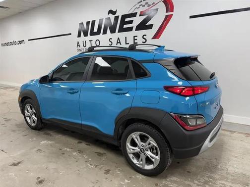 2022 Hyundai KONA SEL