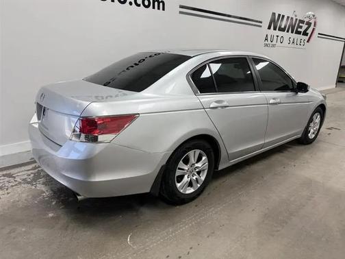 Polished Metal Metallic 2009 Honda Accord LX-P
