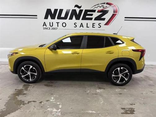 Nitro Yellow Metallic 2024 Chevrolet Trax FWD 1RS