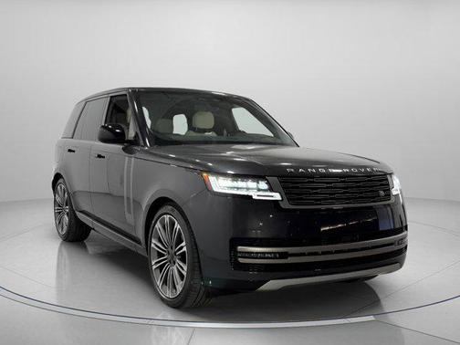 2026 Land Rover Range Rover P400 SE