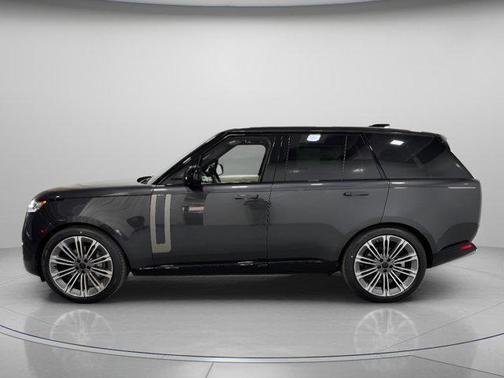 2026 Land Rover Range Rover P400 SE