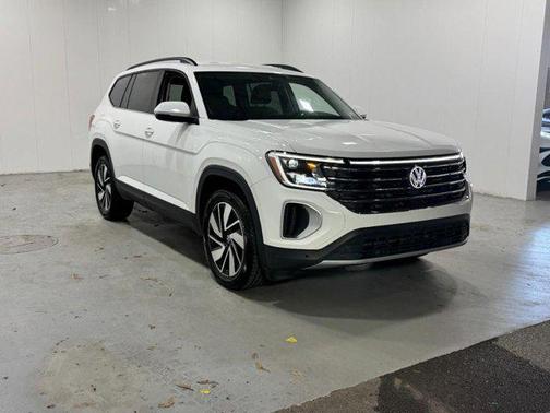 2025 Volkswagen Atlas 2.0T SE w/Technology 4MOTION