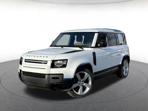 Fuji White 2025 Land Rover Defender 110 P400 X-Dynamic SE