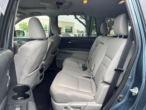 Steel Sapphire Metallic 2022 Honda Pilot Touring 8-Passenger