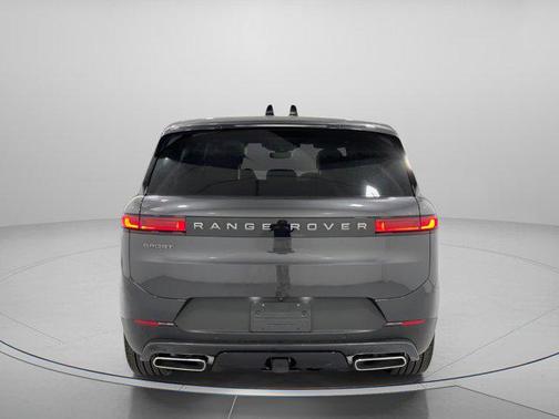 Carpathian 2026 Land Rover Range Rover Sport SE