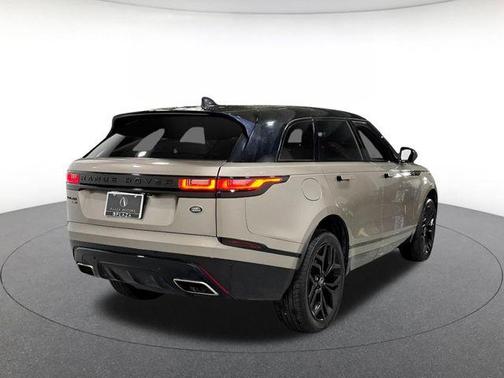 Lantau Bronze Metallic 2023 Land Rover Range Rover Velar P400 HST
