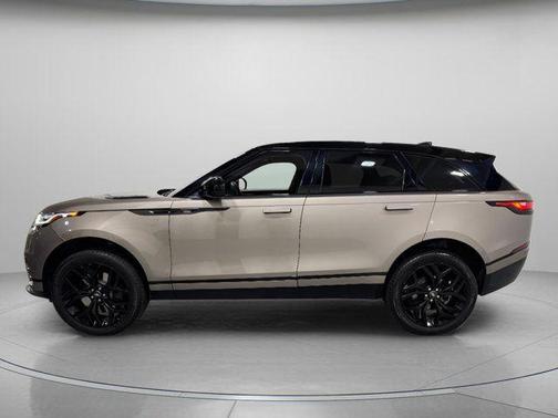 Lantau Bronze Metallic 2023 Land Rover Range Rover Velar P400 HST