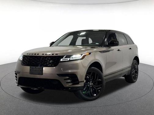 Lantau Bronze Metallic 2023 Land Rover Range Rover Velar P400 HST