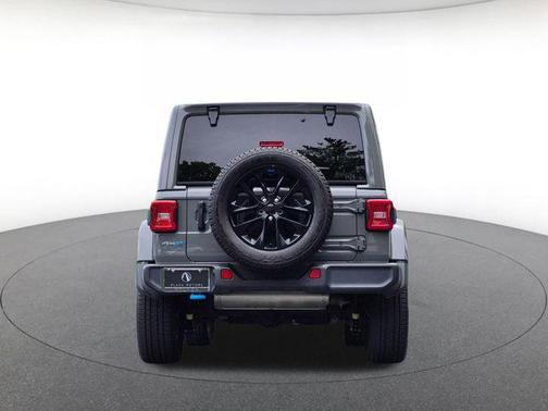 Sting-Gray Clearcoat 2022 Jeep Wrangler Unlimited 4xe Sahara