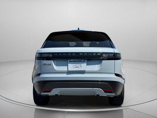 2026 Land Rover Range Rover Velar P250 SE R-Dynamic