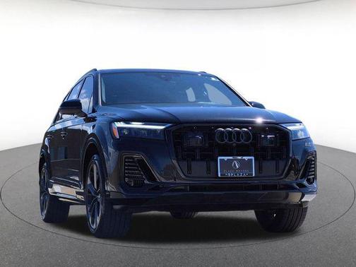 Mythos Black Metallic 2025 Audi Q7 55 Premium Plus
