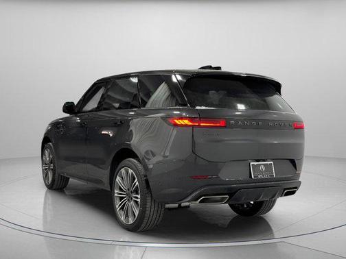 2026 Land Rover Range Rover Sport SE