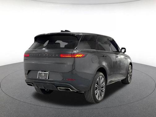 Carpathian Grey Premium Metallic 2026 Land Rover Range Rover Sport SE
