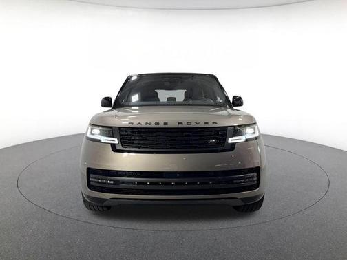 Lantau Bronze Metallic 2023 Land Rover Range Rover P530 SE
