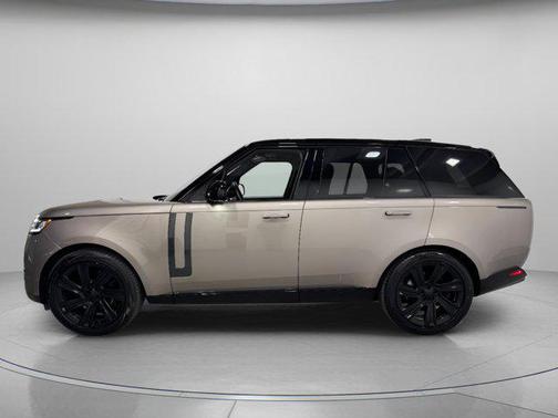 2023 Land Rover Range Rover P530 SE
