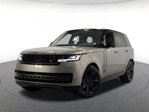 Lantau Bronze Metallic 2023 Land Rover Range Rover P530 SE