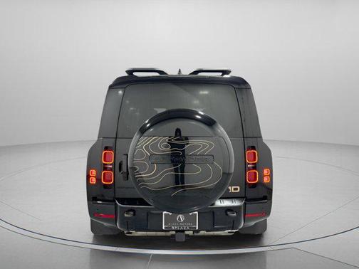 2023 Land Rover Defender 130 SE