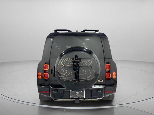 2023 Land Rover Defender 130 SE