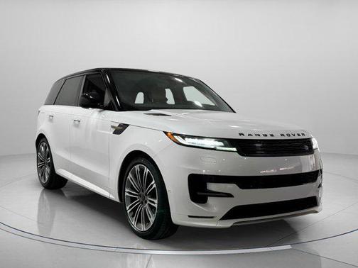 2026 Land Rover Range Rover Sport SE