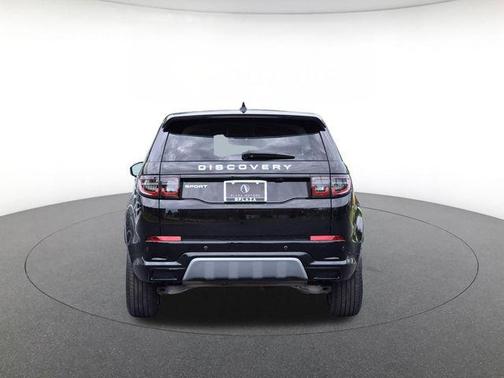 Santorini Black Metallic 2025 Land Rover Discovery Sport S