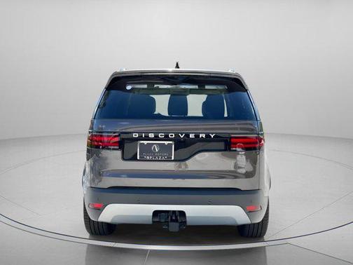 2025 Land Rover Discovery P300 S