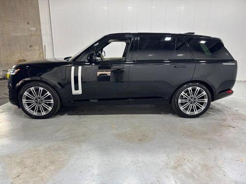 Santorini Black Metallic 2023 Land Rover Range Rover Autobiography