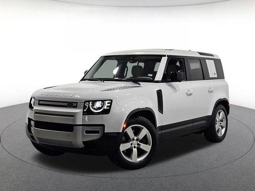 Fuji White 2024 Land Rover Defender 110 P500 SE