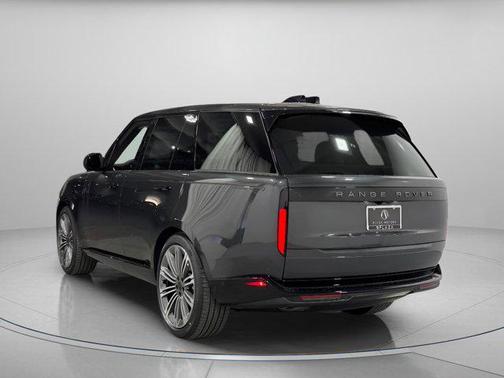 2026 Land Rover Range Rover P400 SE