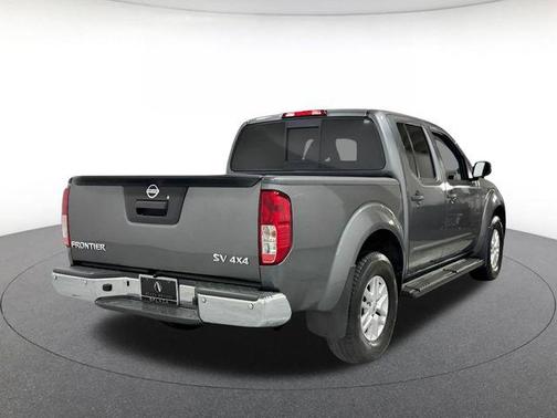 Gun Metallic 2016 Nissan Frontier SV