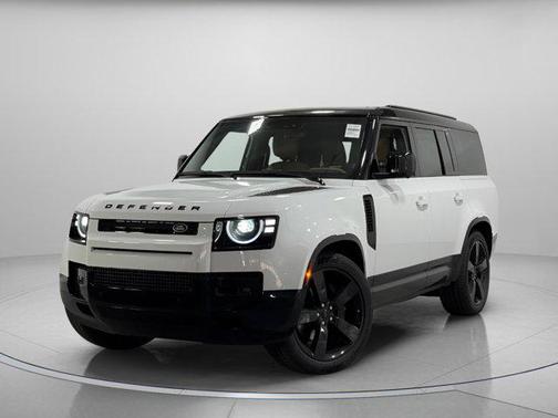 Fuji White 2026 Land Rover Defender P400 X-Dynamic SE