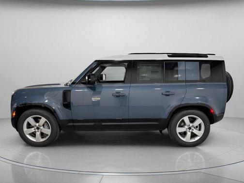 2026 Land Rover Defender P400 X-Dynamic SE