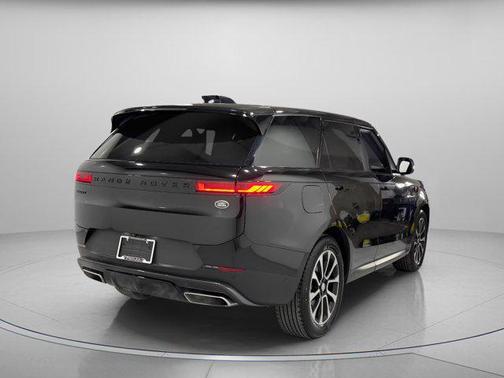 2023 Land Rover Range Rover Sport SE